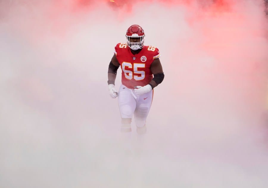 KC Chiefs Secure Trey Smith for Another Year: A Bold Move in the Face of Uncertainty!