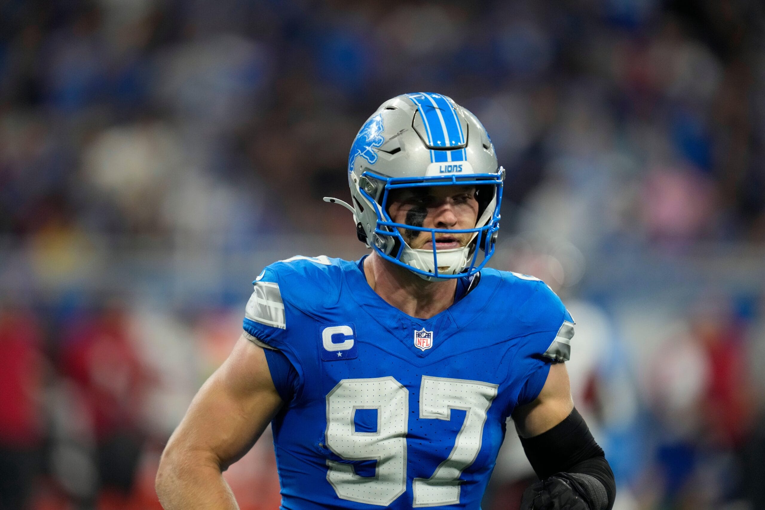 Unveiling the Titans: Who Will Reign Supreme Among the Elite Edge Defenders of the 2024 NFL Season?
