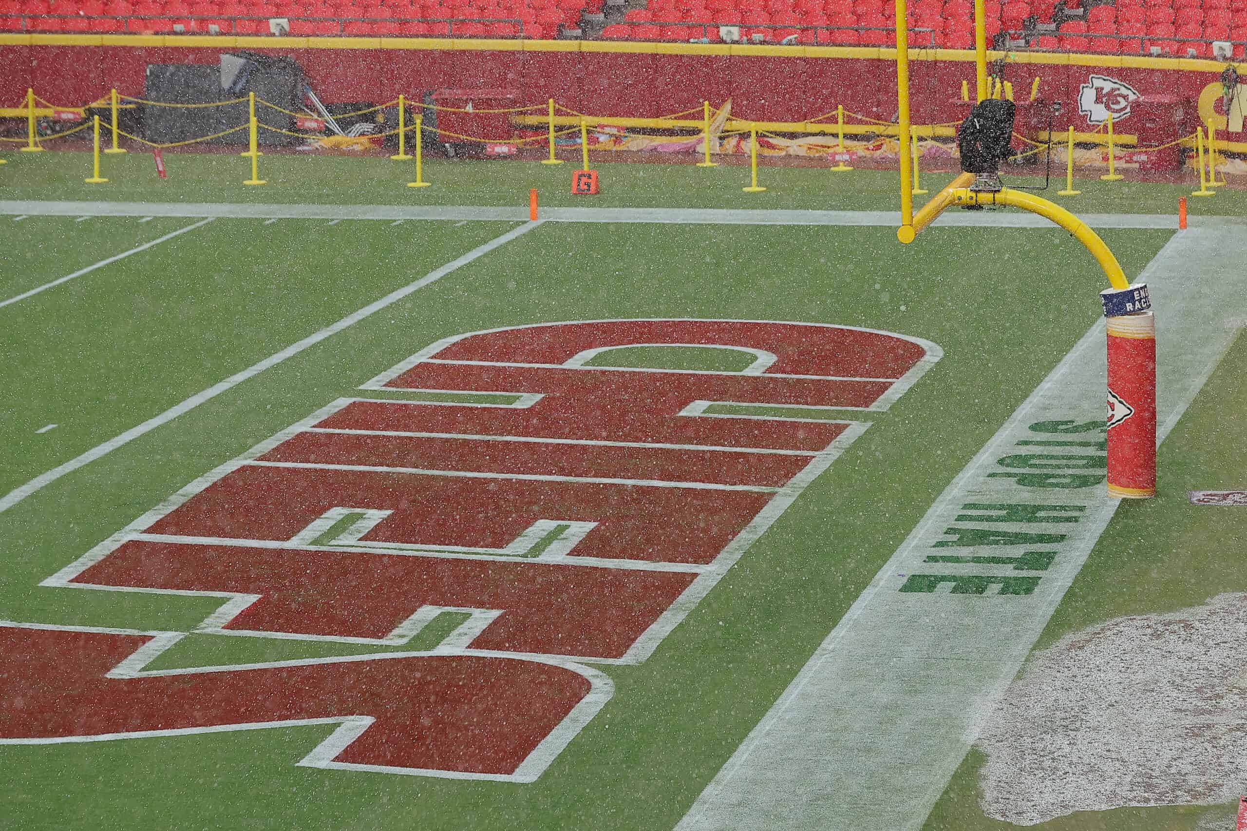 Chiefs Pursue Mysterious WR Talent: Will They Strike Gold?
