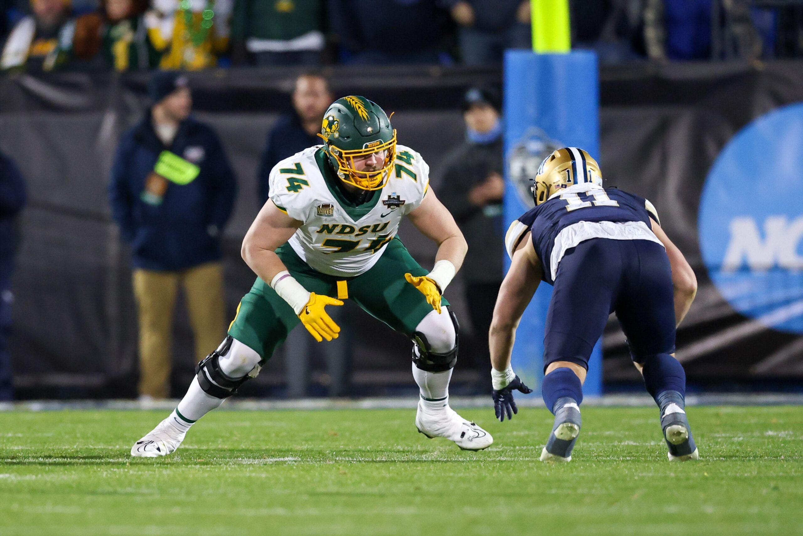 Unveiling the Titans: Discover the Elite Offensive Linemen Dominating Every Crucial Category!