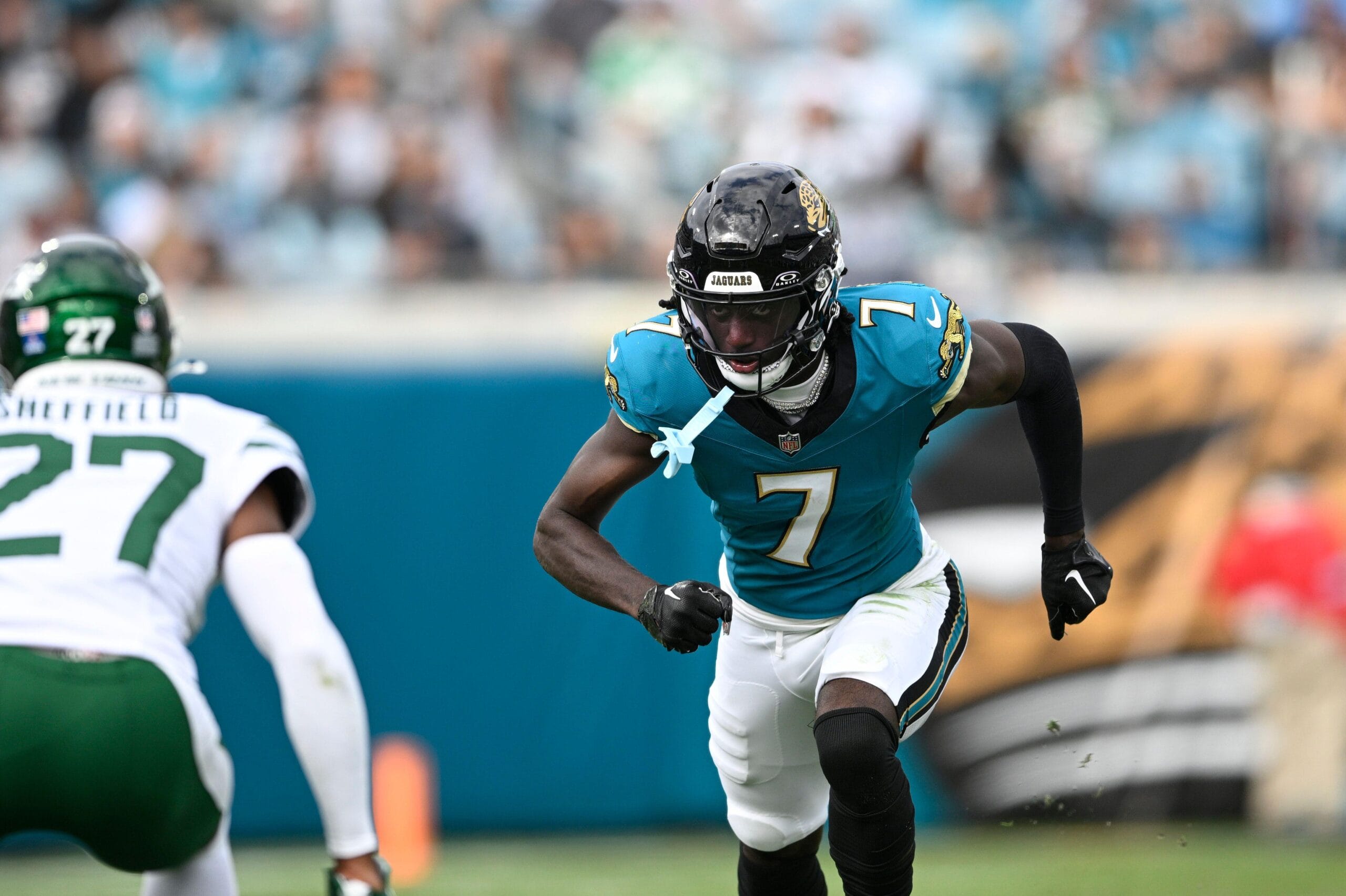 Unraveling the Secrets of WR Brian Thomas Jr.: A Rising Star in the Game!