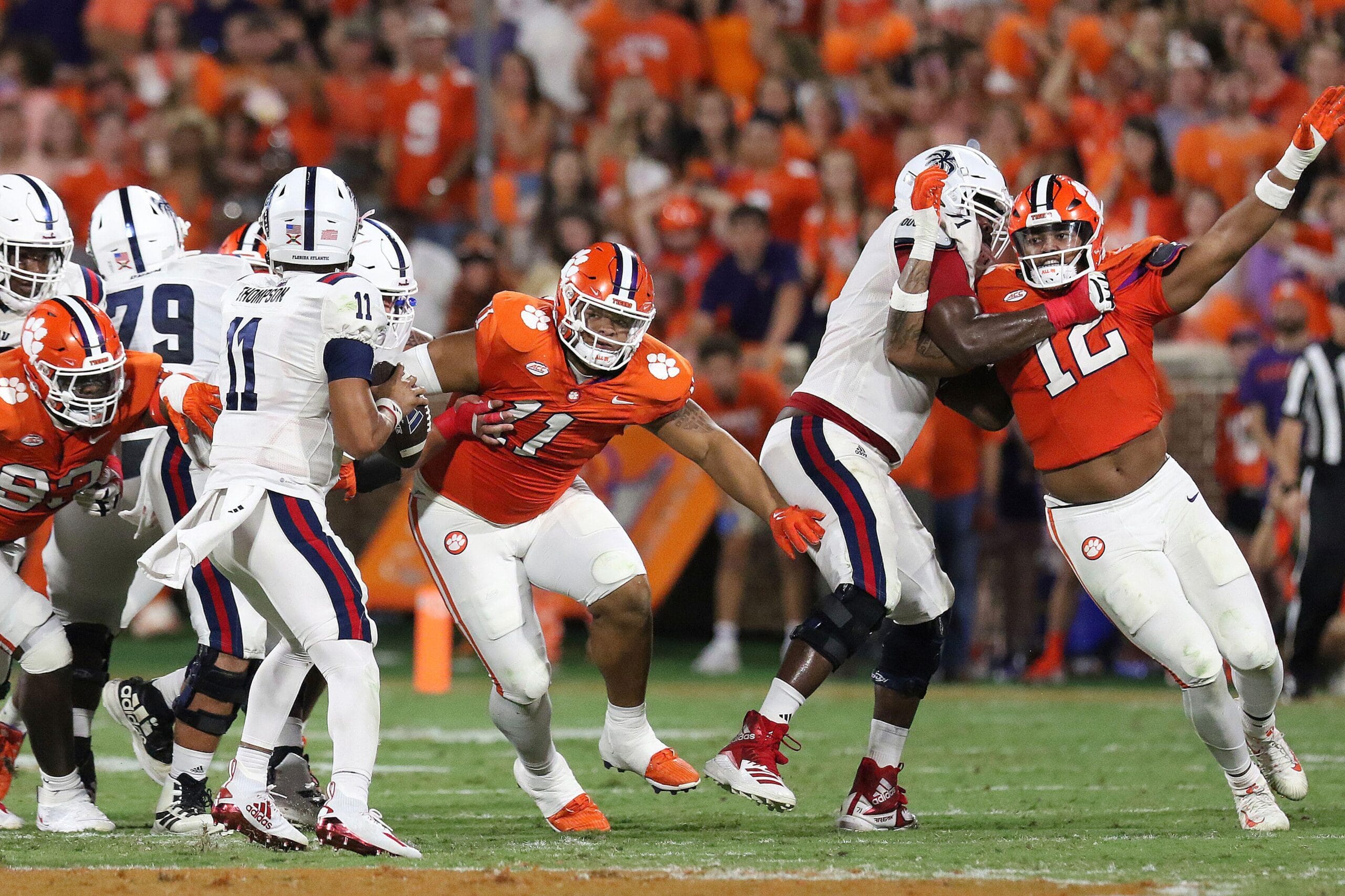Unveiling the Future: 10 Game-Changing Defensive Linemen to Watch for the 2026 NFL Draft!
