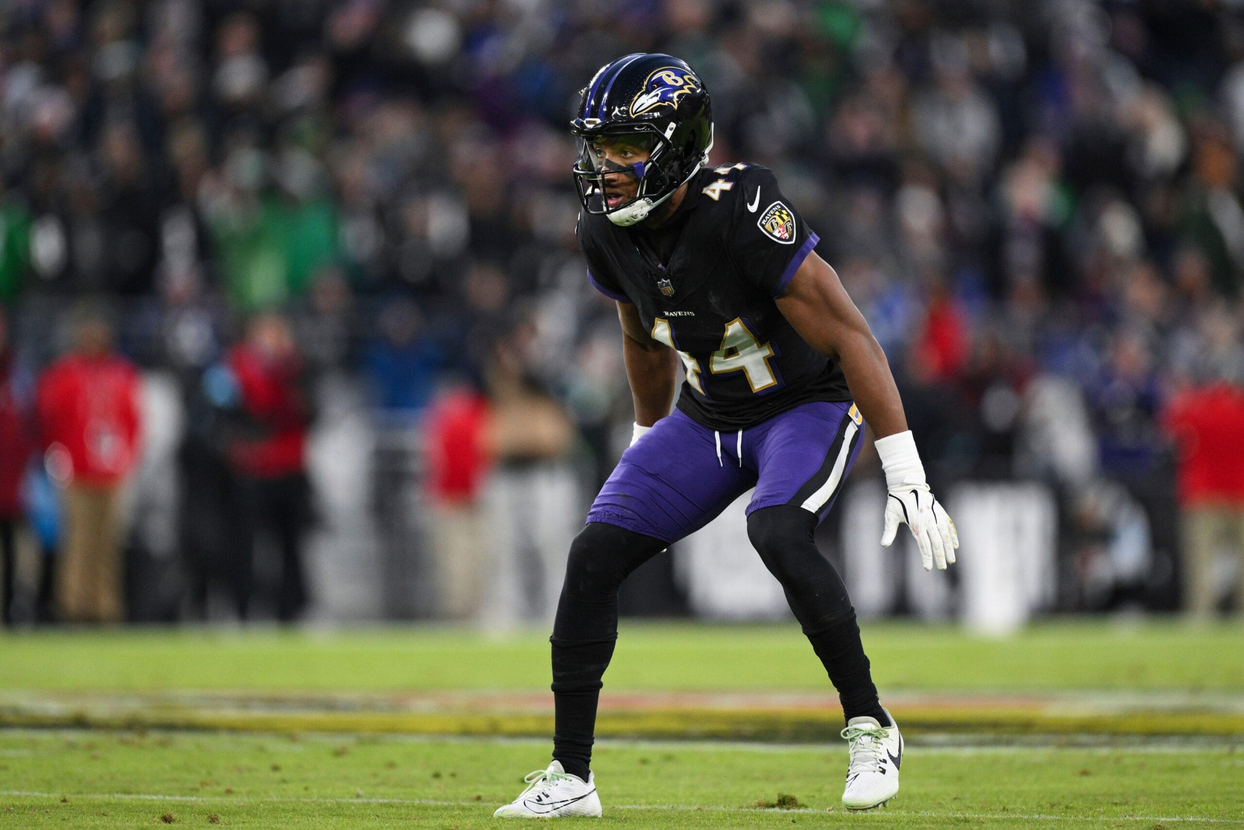Ravens and Chiefs Locked in a Fierce Battle for Dominance!